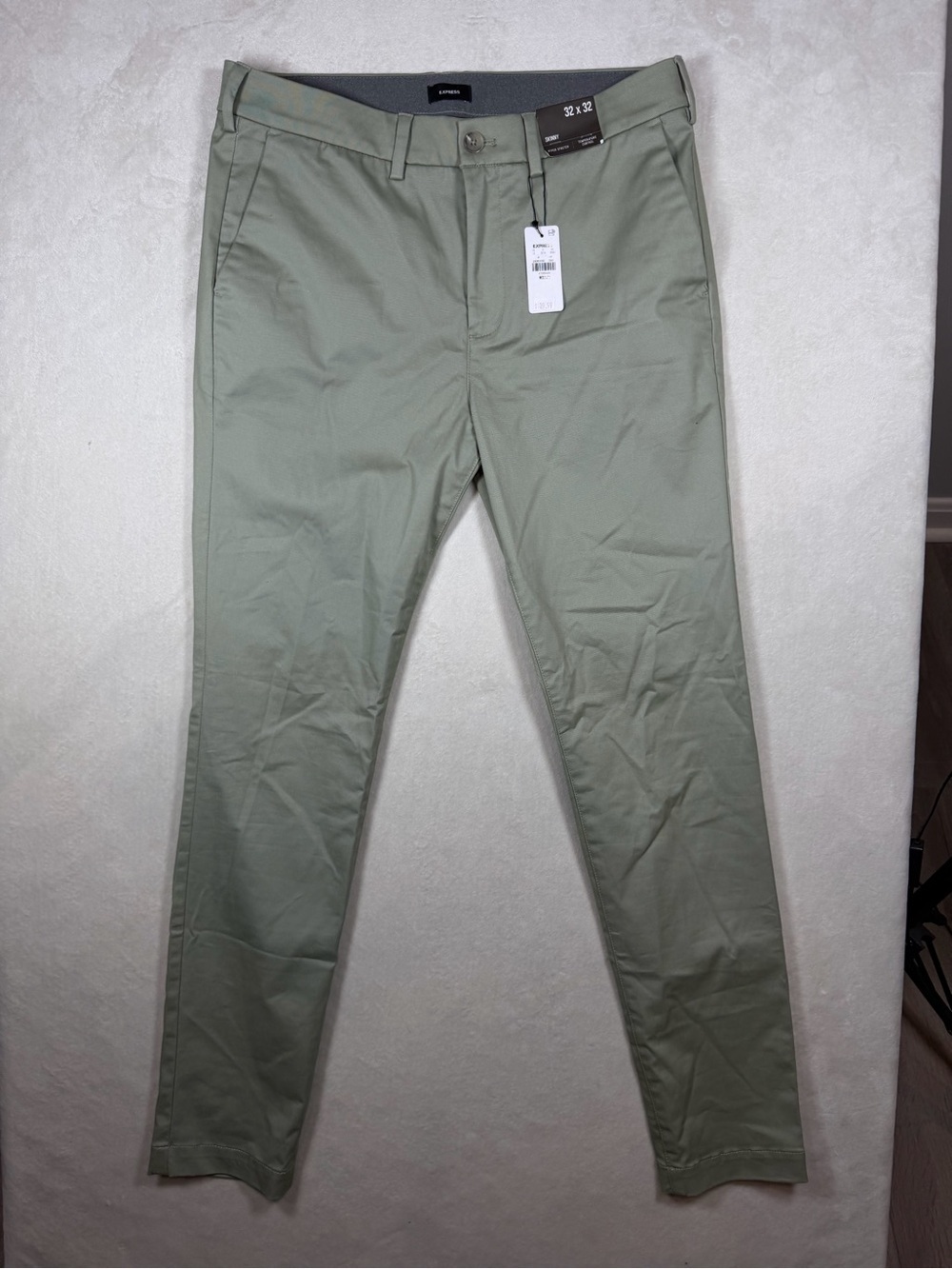 NWT Express 32W 32L Skinny Hyper Stretch Sage Beige Temp Control Chinos Pants